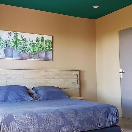 Le Lodge Origin Sainte-Suzanne Luaran gambar