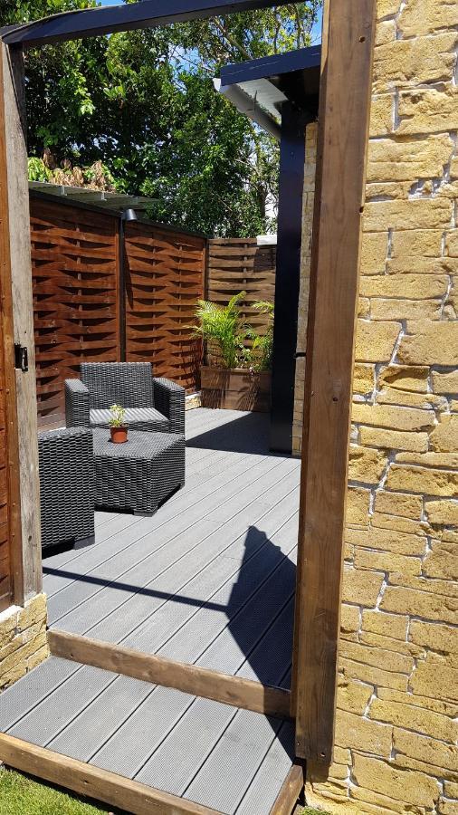 Le Lodge Origin Sainte-Suzanne Luaran gambar