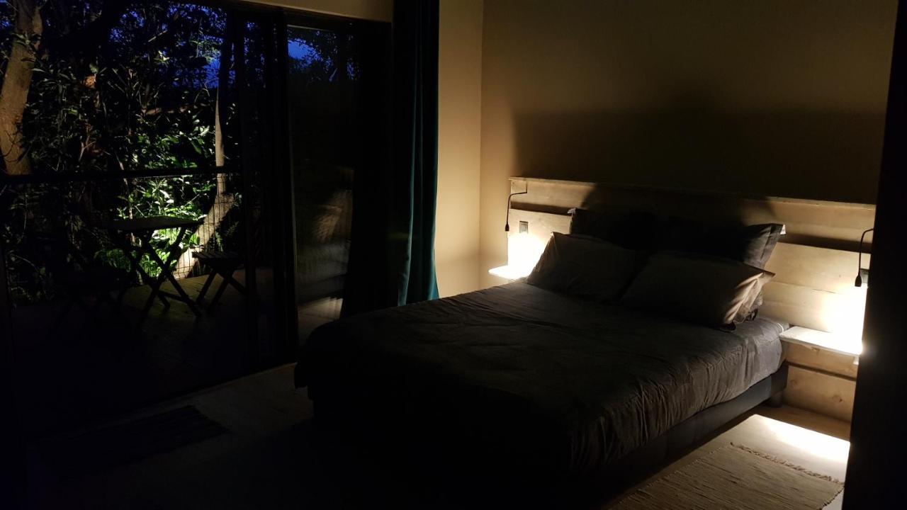 Le Lodge Origin Sainte-Suzanne Luaran gambar